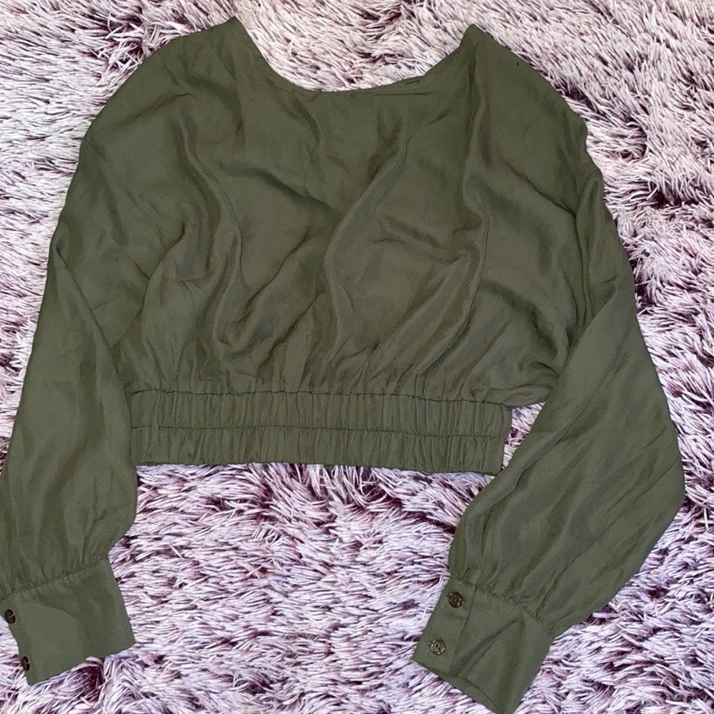 Crop top
